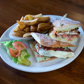 Classic Tuscany Chicken Sandwich Deluxe