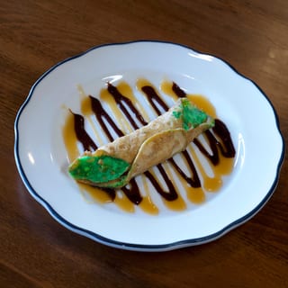 CANNOLI