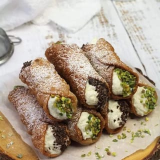 Mini Cannoli Tray (20)