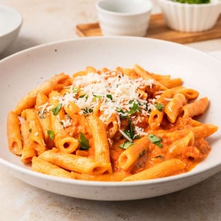 PENNE W VODKA SAUCE