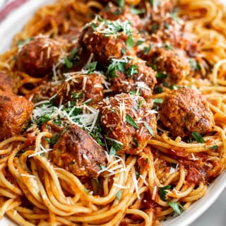 Spaghetti with Meatballs or Italian Sausage